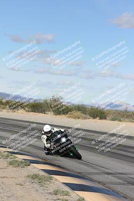 media/Nov-16-2025-Race Pace (Sun) [[8c5fa54630]]/Verified Riders/4-Turn 3 Inside (1050am)/